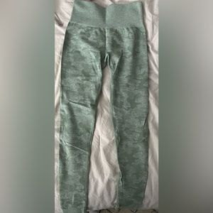 Gymshark - Camo Seamless Leggings - Sage